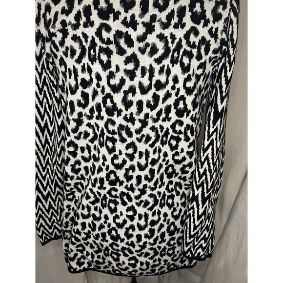 NOTATIONS Women's Cardigan Size M Black & White Animal Long Sleeve 100% Cotton - Picture 12 of 15